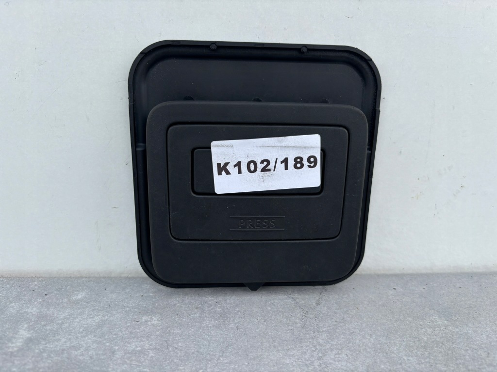 фото №1, Vw passat b6 3c ручка підлогова багажника k102/189