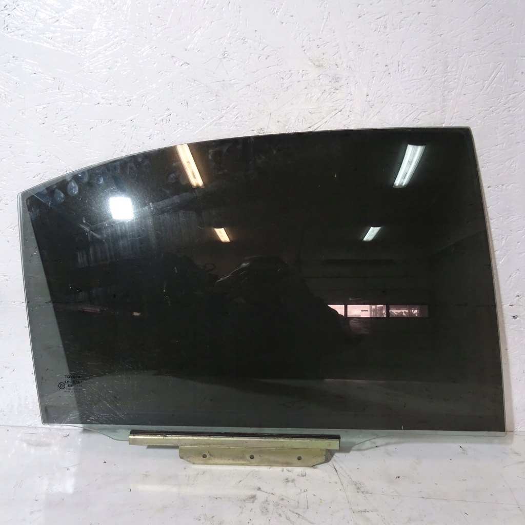 фото №1, Toyota avensis t25 sedan стекло дверь задняя правая