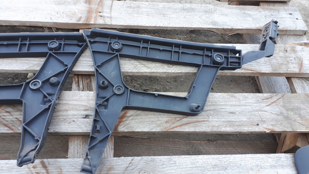 фото №10, S4 b8 lift a4 направляющая бампера правый левый задняя sedan