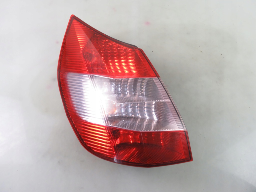 фото №4, Лампа ліва задня renault scenic ii 8200127704f