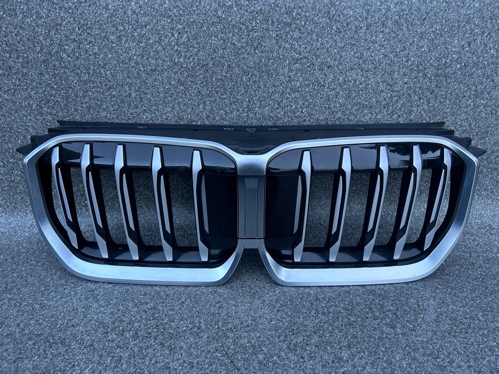 фото №1, Решітка радіатора решітка радіатора bmw x1 u11 9880301