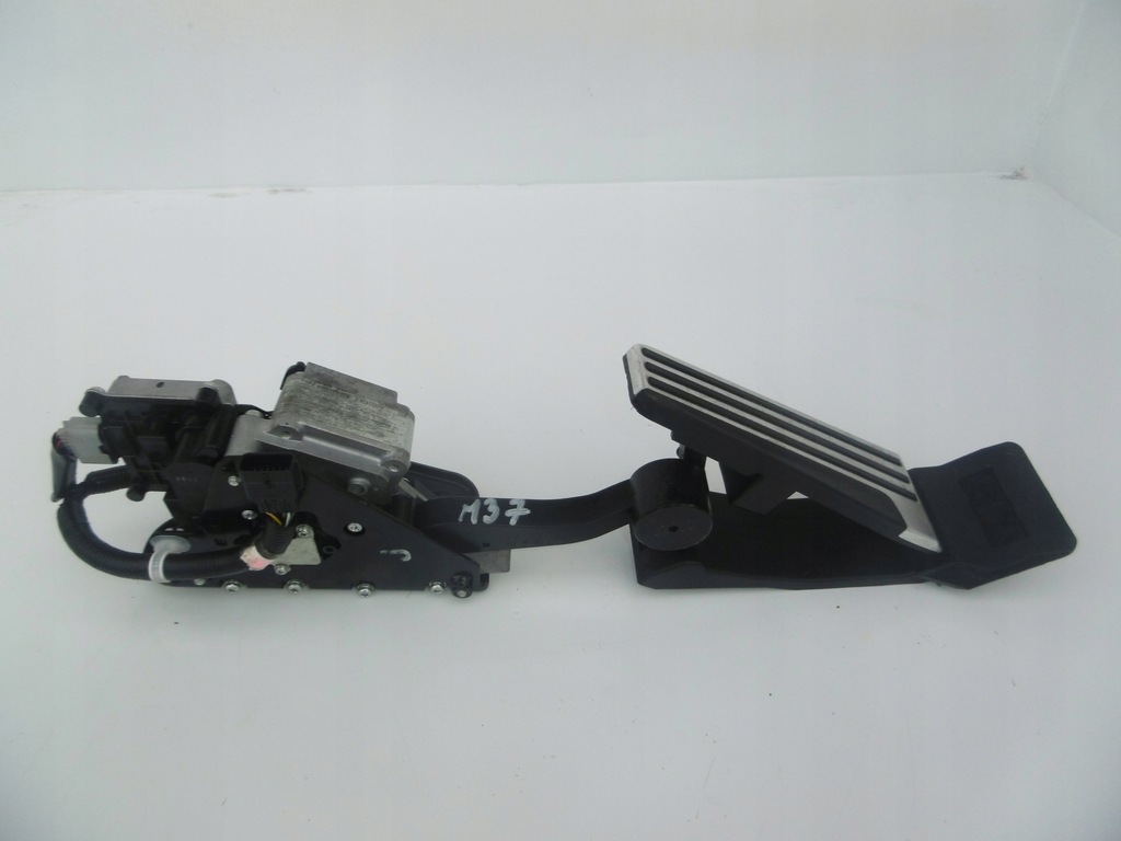 фото №7, Педаль газу infiniti m m30 m35 m37 q70 3.0d