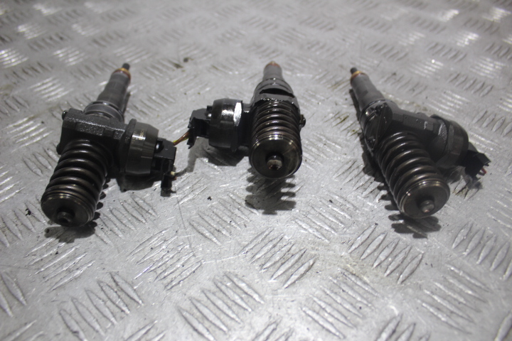 фото №1, Насоси-форсунки насос-форсунка skoda fabia ii 1.4tdi