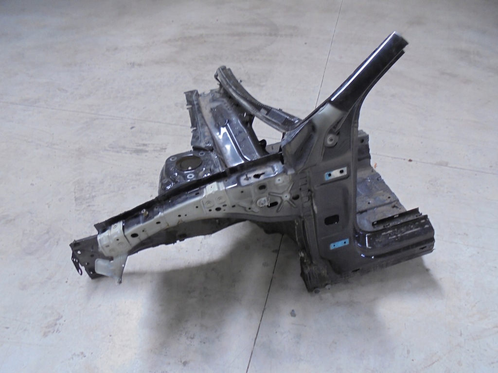 фото №1, Mercedes a klasa w177 чверть лонжерон ліва перед