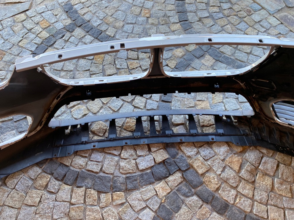 Bmw x1 f48 бампер накладка решётка перед 7354815 оригинал Оригинал