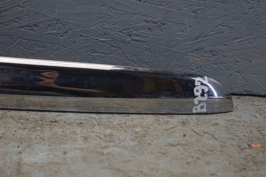 фото №3, Mini cooper r56 накладка кришки задня 7151140 b292