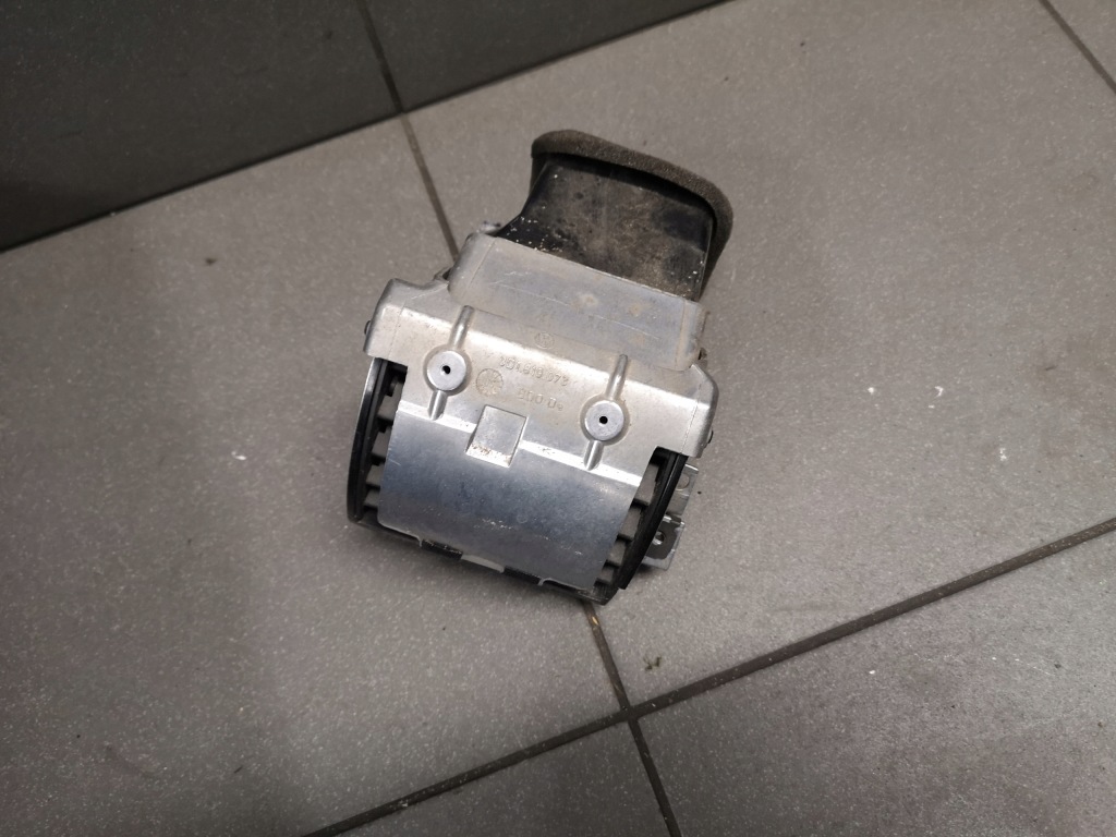 фото №1, Решётка обдув левая vw phaeton eu 3d1853231