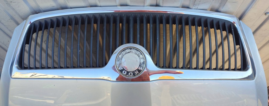 Купить Капот skoda octavia 2 1z0 2004-2010 решётка радиатора демонтаж giełda pń