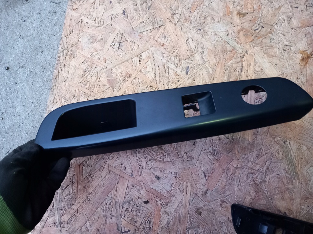 фото №1, Рамка перемикача вікон лівий перед kia ceed i eu