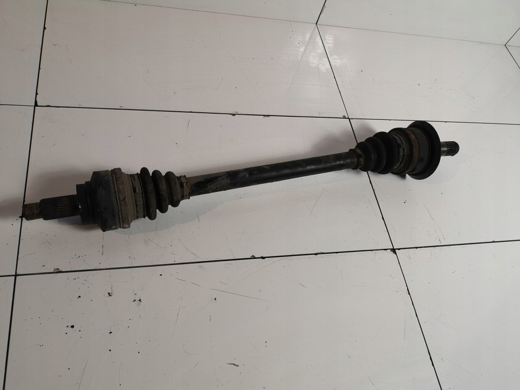 Купити Привідний вал лівий задній bmw f20 f21 f30 7622853