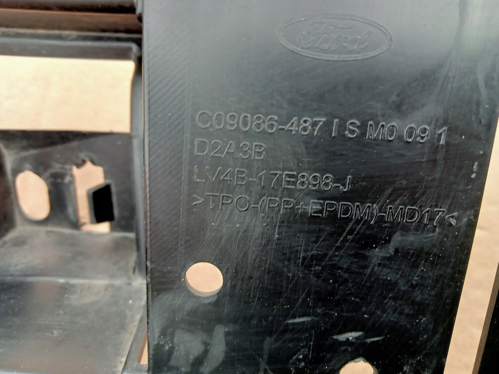 Ford kuga mk3 2019-23r.- абсорбер wzmo. бампера перед lv4b-17e898-j в Україні