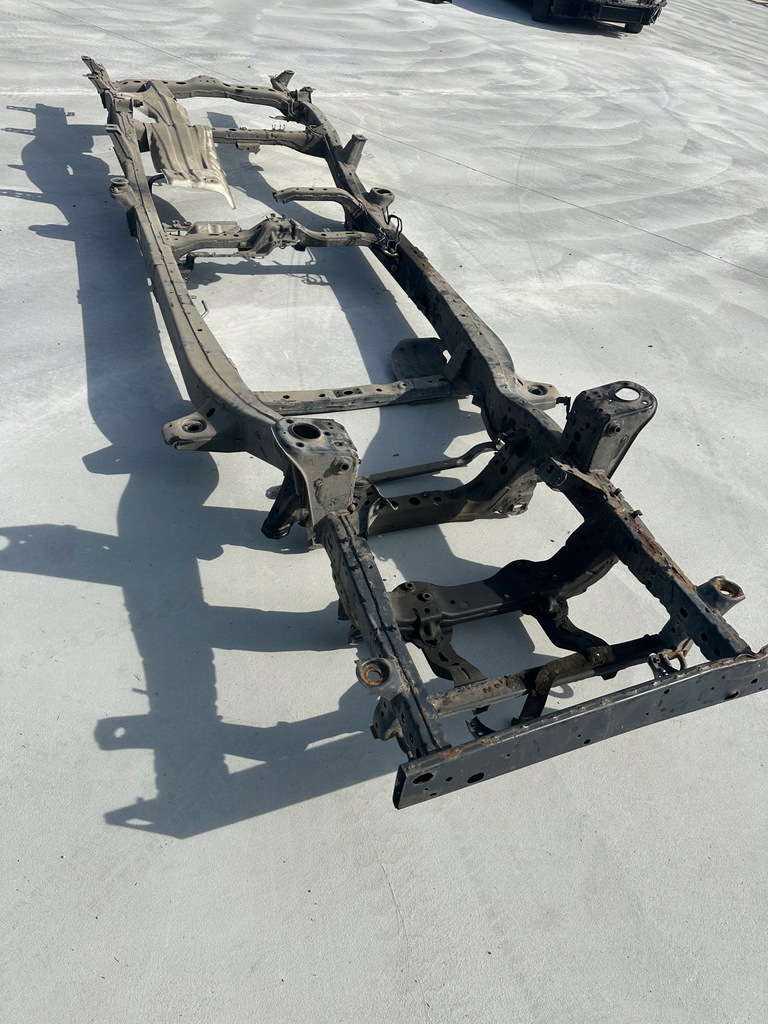 фото №1, Toyota hilux viii 15-25 рама 1.5 cab лонжерон