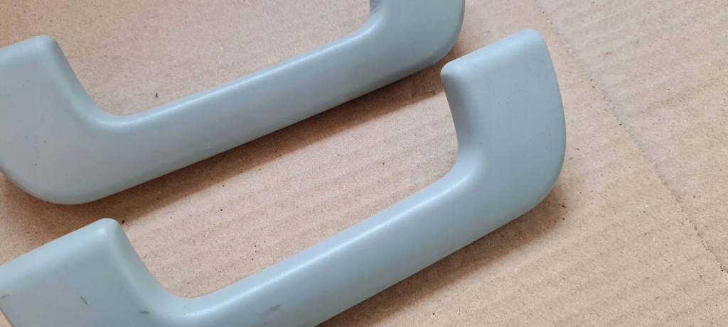 фото №2, A4 b9 8w ручка потолочный перед левая правая a5 8w