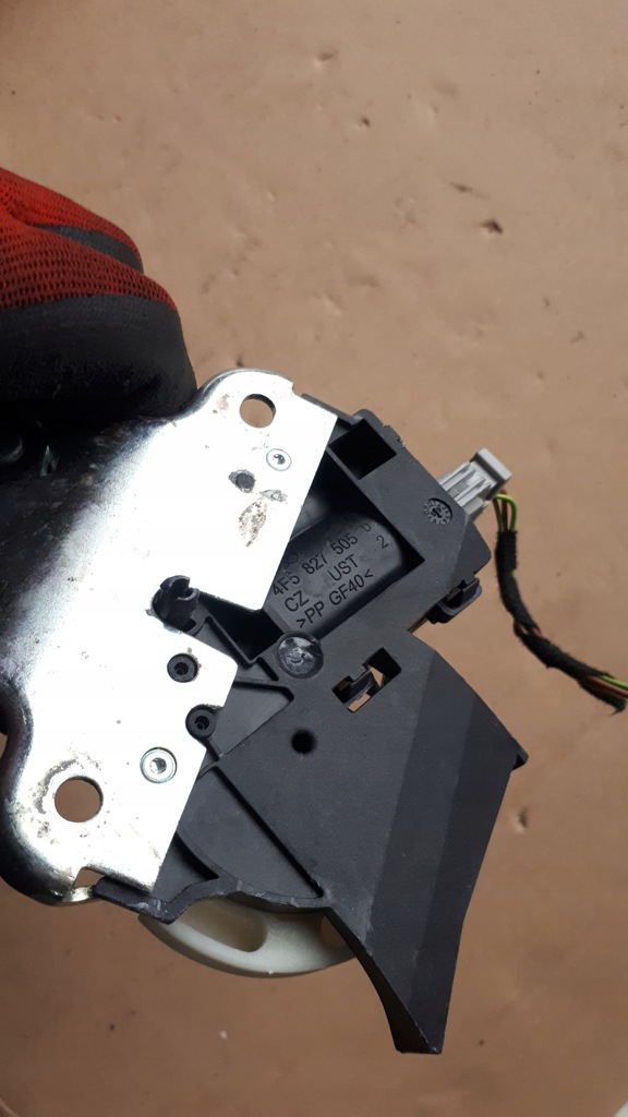 фото №7, Audi a4 b8 s4 замок кришки задня sedan