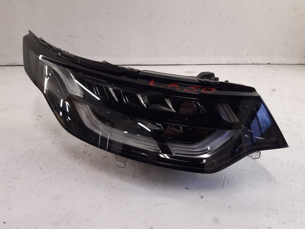 фото №1, Лампа land rover discovery 5 full led правая europ