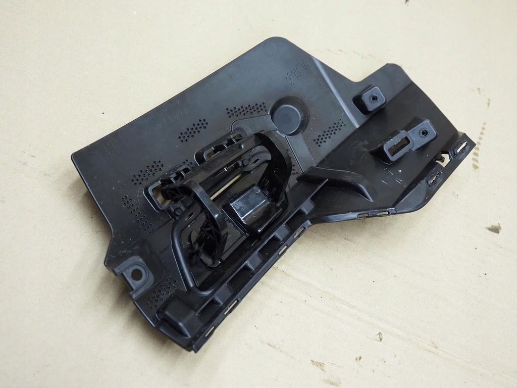 фото №13, Audi a6 c8 2018- заглушка розпилювача права