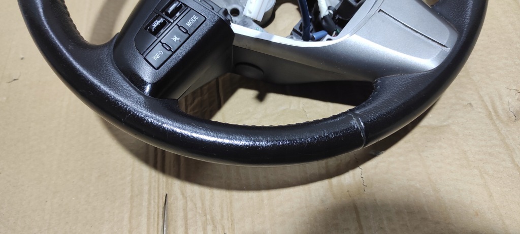 фото №3, Mazda 5 cw воздуховод кожа мультифункция 2014 rok