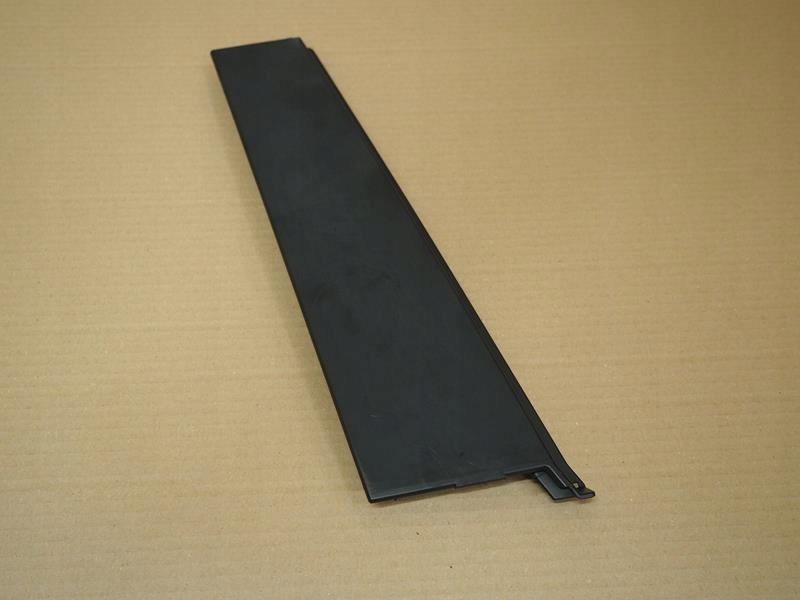 фото №1, Накладка стойка дверь правый задняя peugeot 3008