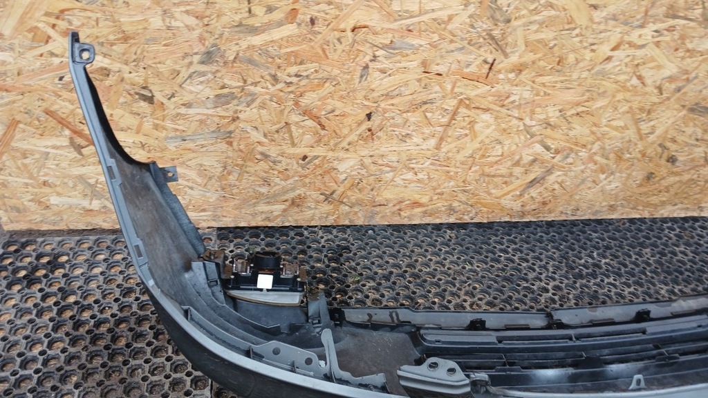 фото №11, Toyota corolla e12 бампер перед противотуманная фара 1c3