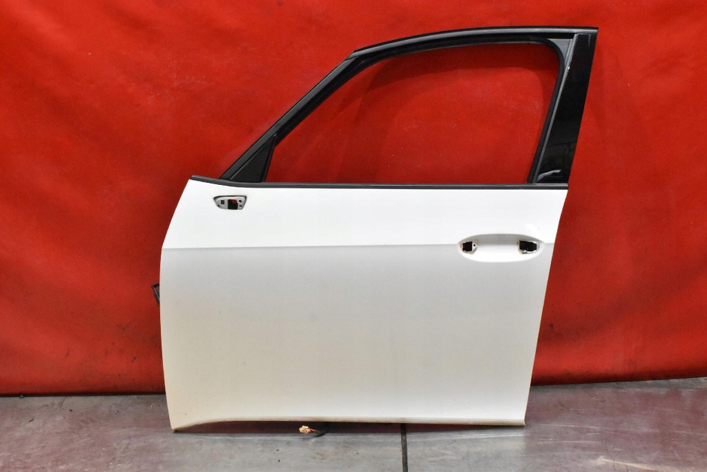 Купить Дверь левая перед передние ls9r vw id3 id.3 19-21