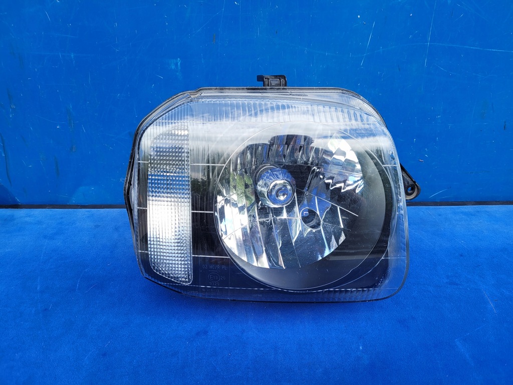 фото №1, Suzuki jimny 1998- 98- фара лампа правая