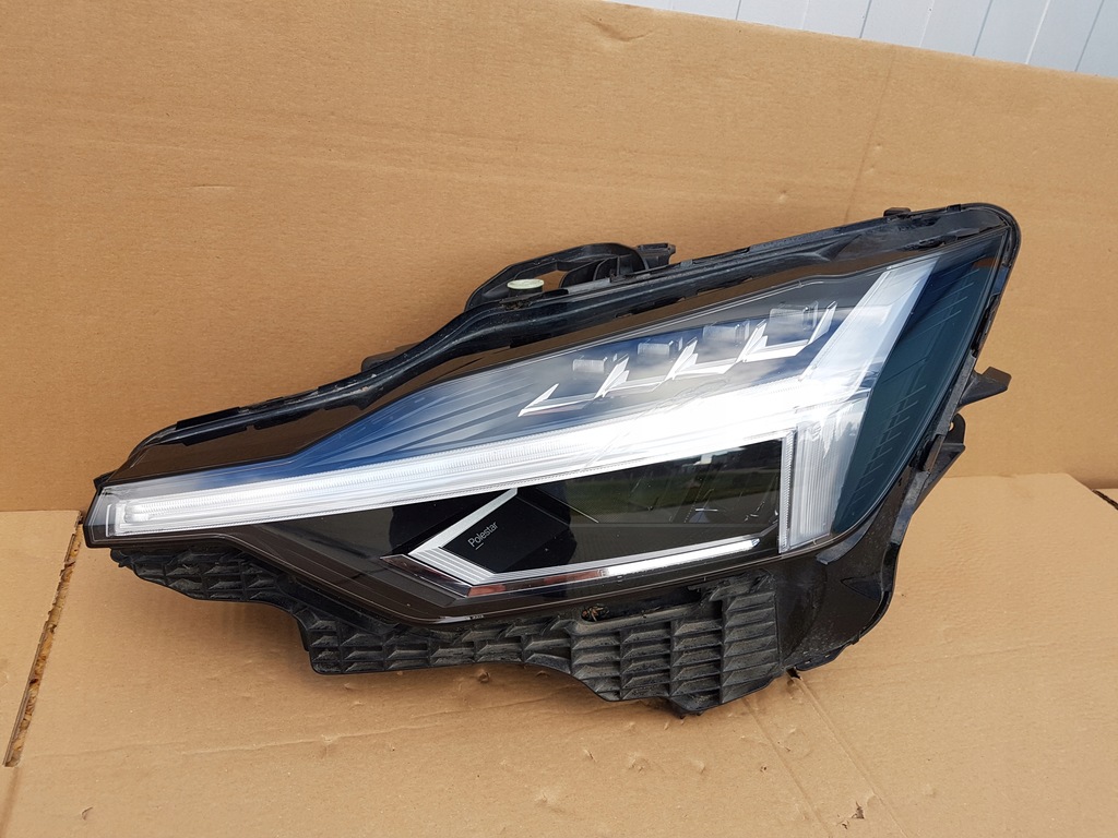 фото №1, Лампа перед ліва polestar ii 2 full led p32338902