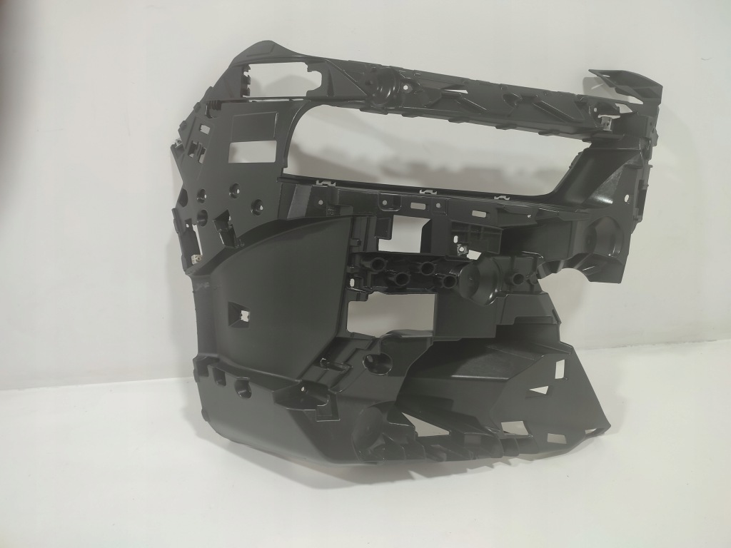 фото №1, Кронштейн лампы bmw g70 51115a67222