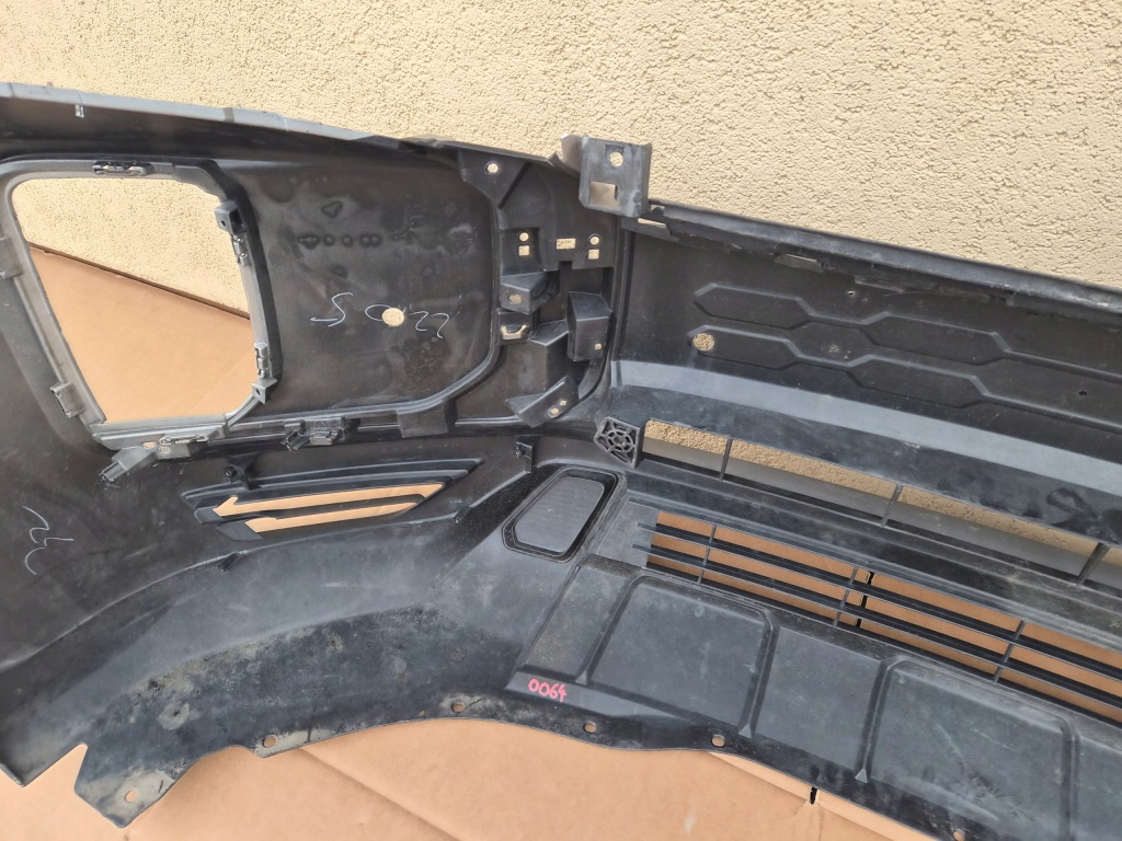 Бампер перед mitsubishi asx рестайлинг  оригинал нет клеёный Киев