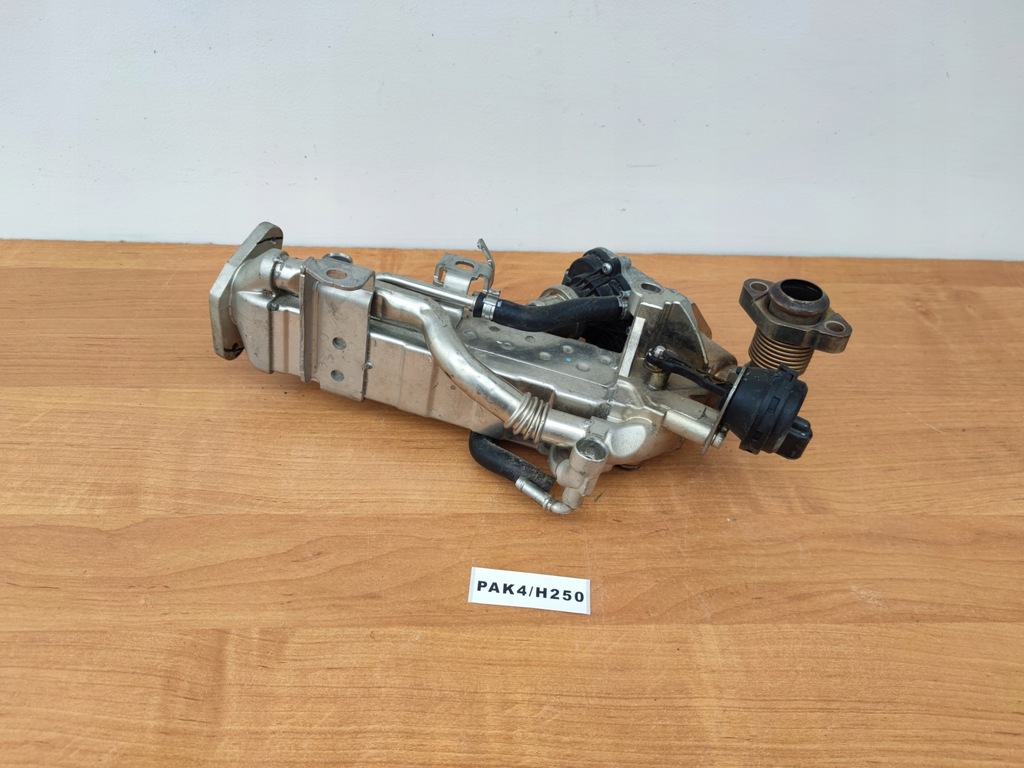 фото №1, Радиатор выхлопных газов клапан egr bmw f01 f07 f10 f20 f30