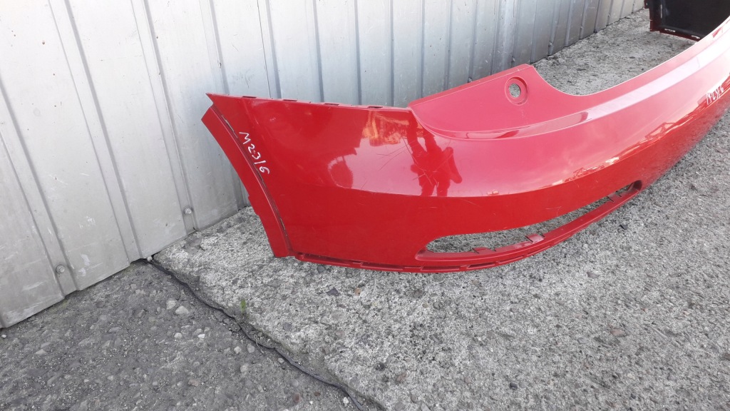 Audi q3 11- бампер задняя 8u0807511c в Украине