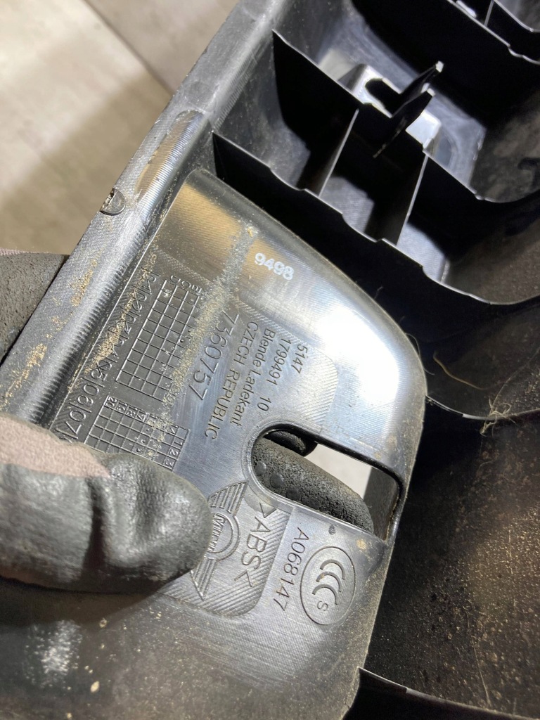 Mini clubman f54 2016 молдинг ремінь задній накладка в Україні