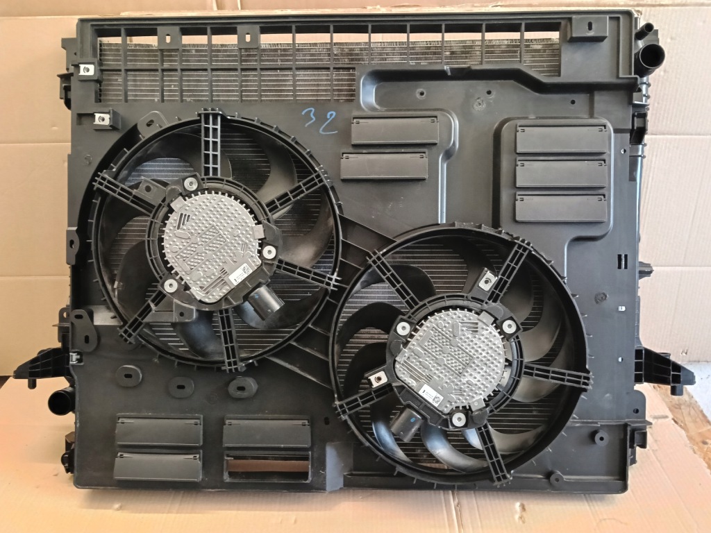 Купить Радиатор вентиляторы renault trafic iii 2.0dci 2021- 214107191r 214815443r