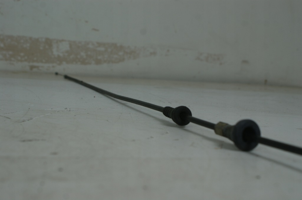 фото №6, Ручка трос тягa відкривання капот bwm e46 2005r 8223163
