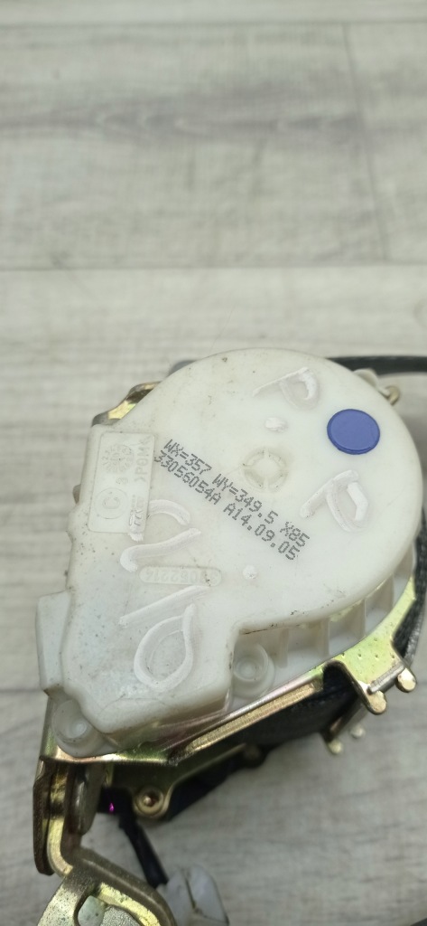 Clio 3 3 ремень правый  перед 5d Доставка