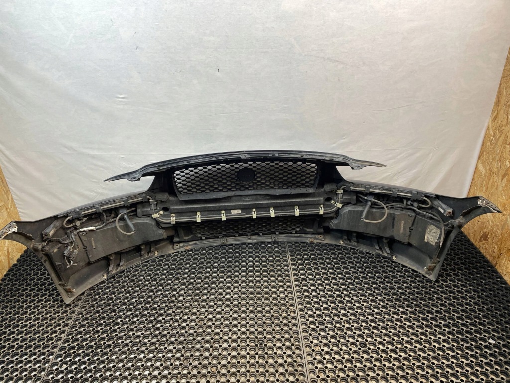 фото №13, Бампер перед передній pdc решітка радіатора jaguar xe x760 r-sport код лакофарбового покриття: lkt 15-