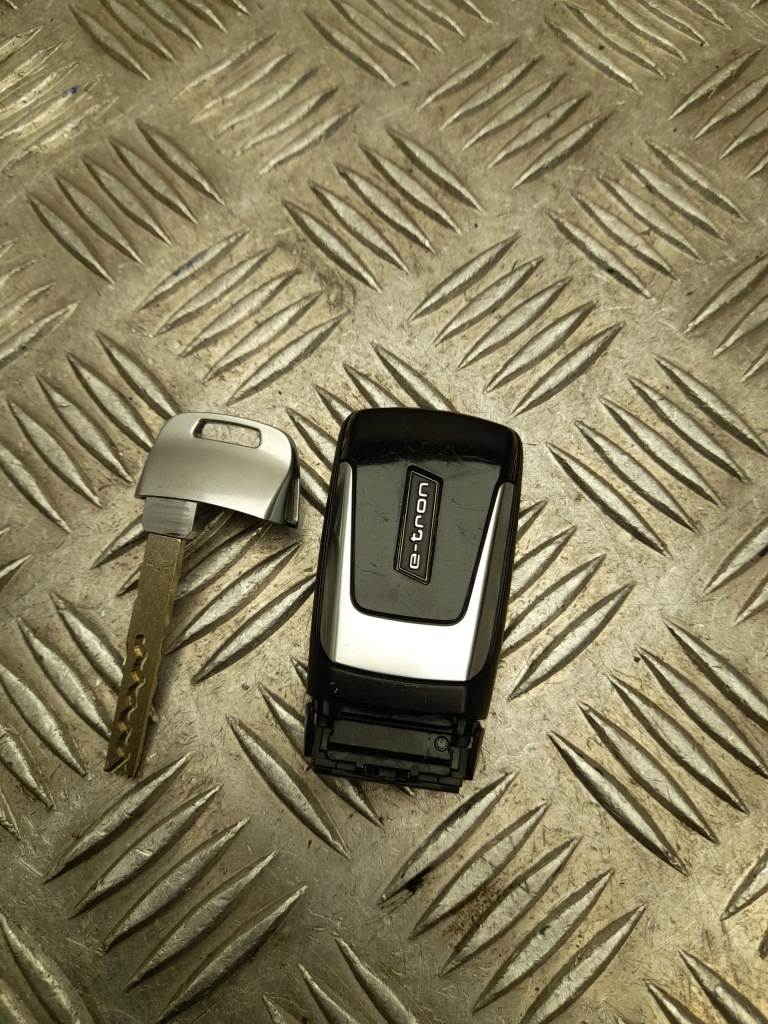 фото №2, Ключ audi q7 2018 4m0959754am