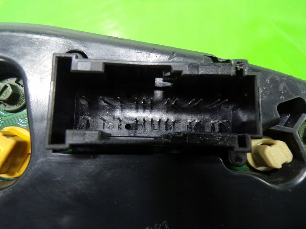 Mercedes w210 2.2 cdi счетчик a2105405048 Цена