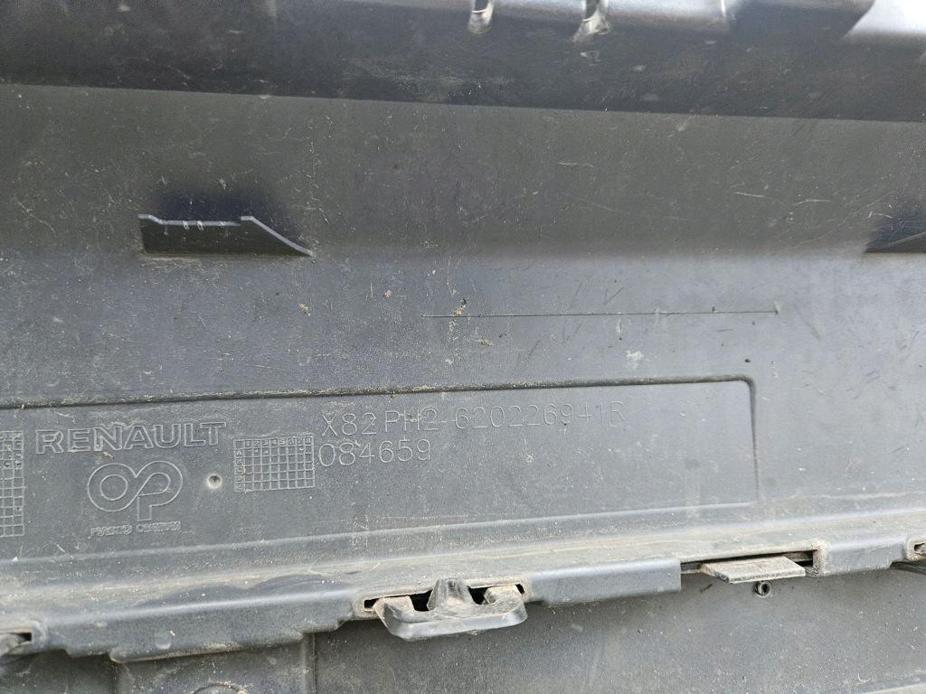 Бампер перед renault trafic iii lift 22- с Разборки