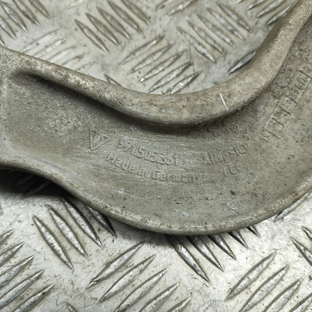 фото №6, Audi e-tron gt 2022 правая сторона верхний рычаг задний