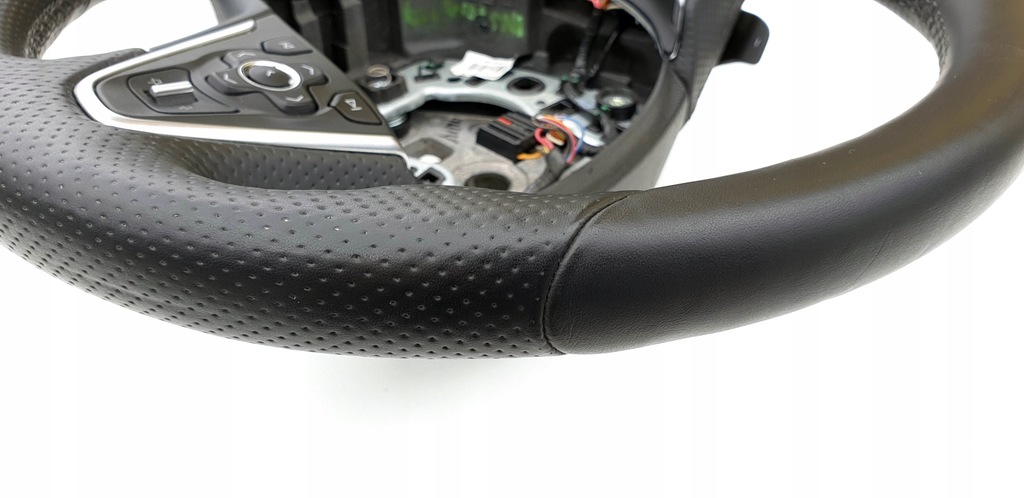 фото №11, Opel insignia a lift воздуховод кожаный кожа opc лепестки переключения dsg тюнинг