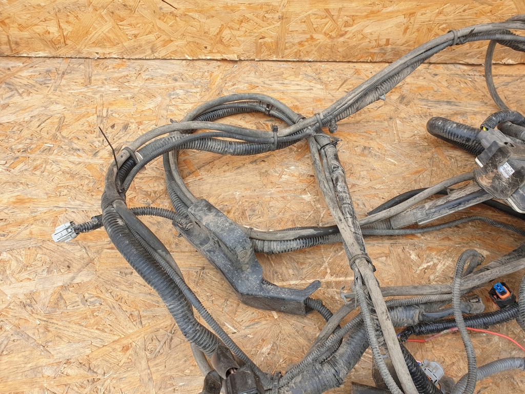 фото №7, Nissan navara d23 np300 электропроводка рамы