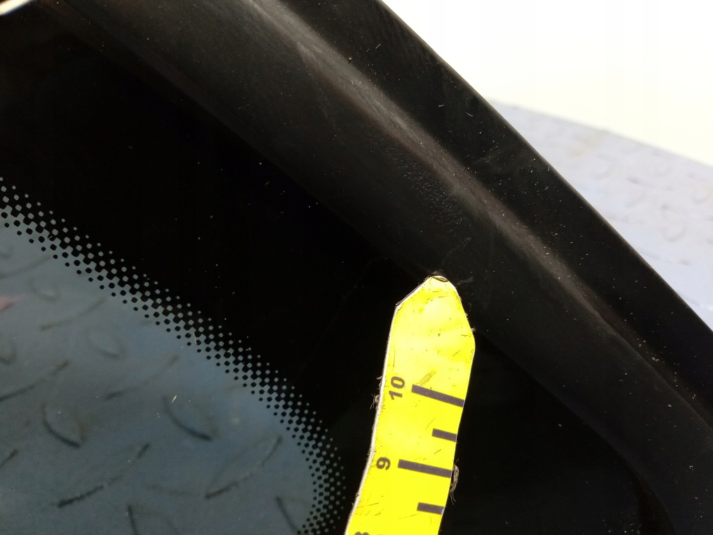 Audi a6 c7 avant скло кузовна задній ліва в Україні