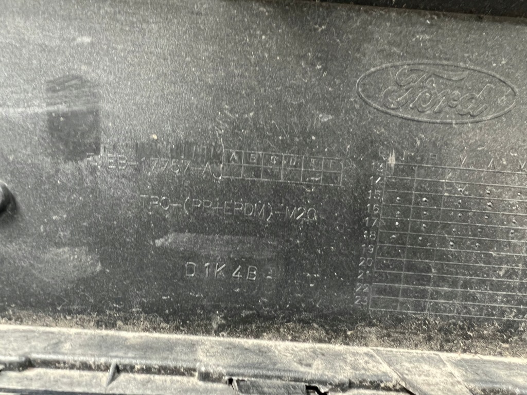 фото №8, Ford оригинальный номер f1eb-17757-aj бампер