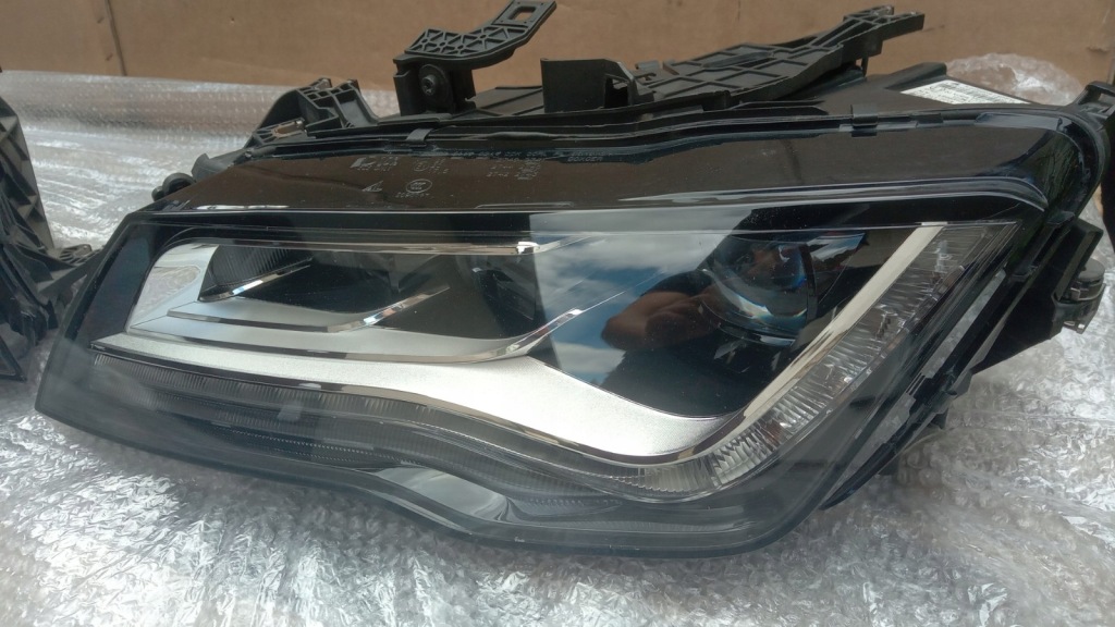 Фара права ліва a7 4g8941036 4g8941035 matrix s7 4g8941033 4g8941034 без оснащення Доставка