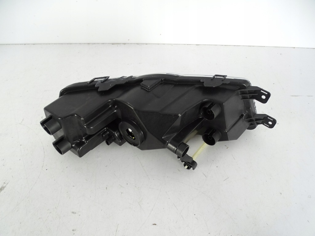 фото №4, Протитуманна фара правий skoda rapid 5ja