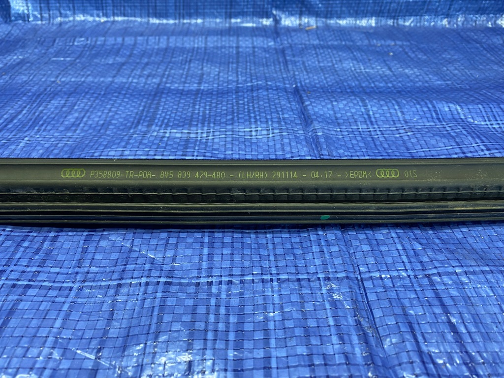 фото №6, A3 8v sedan молдинг уплотнитель стекло задняя 8v5839479