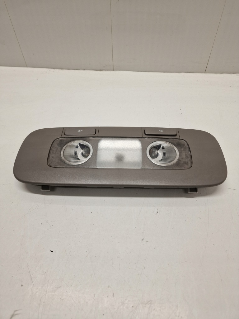 фото №1, Vw passat b6 cc лампа кабины 3c0947291c