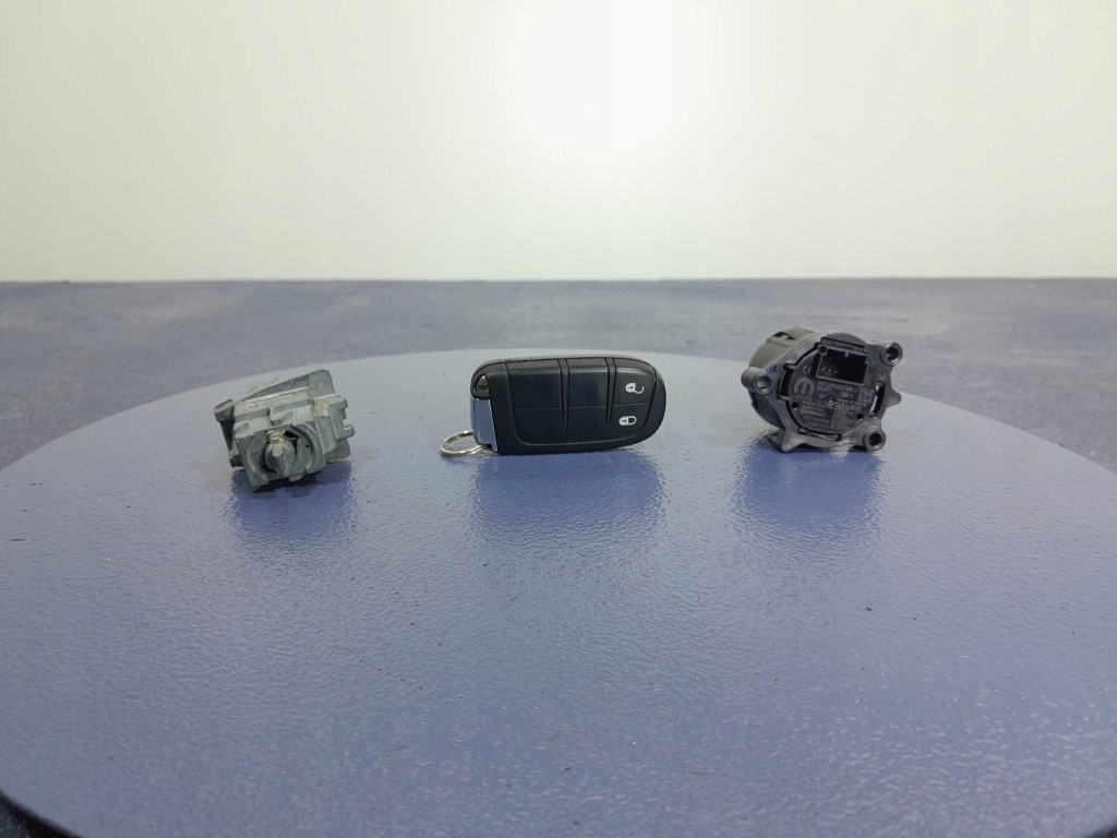 Jeep compass 2 17- ключ pilot вкладка замка Доставка