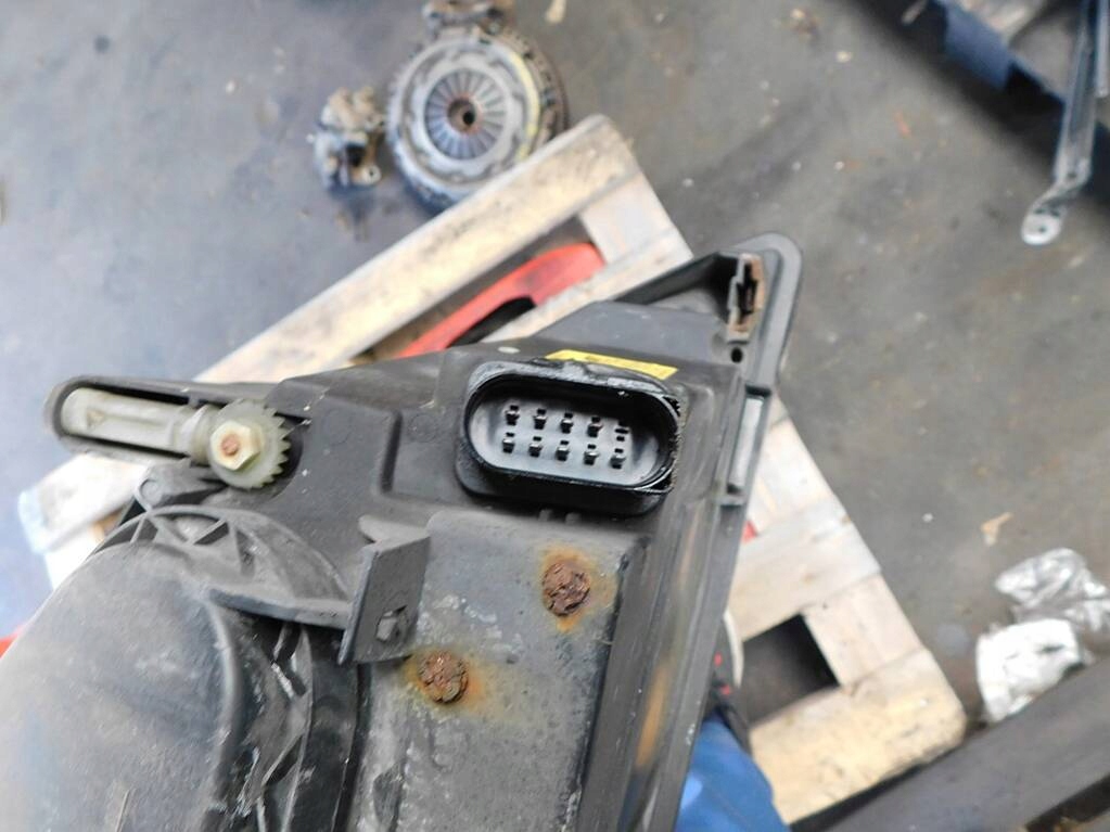 фото №9, Ford galaxy 1.9tdi 00r lift лампа левый перед