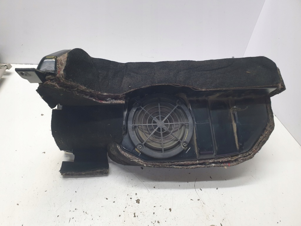 фото №1, Сабвуфер усилитель bose audi a6 c5 4b9035382a